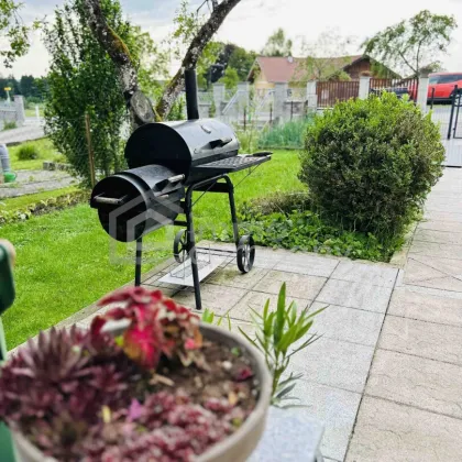 Gemütliches Zweifamilienhaus in Nußdorf am Haunsberg - Ideal für (Jung-)Familien, Investoren oder Anleger - Bild 3