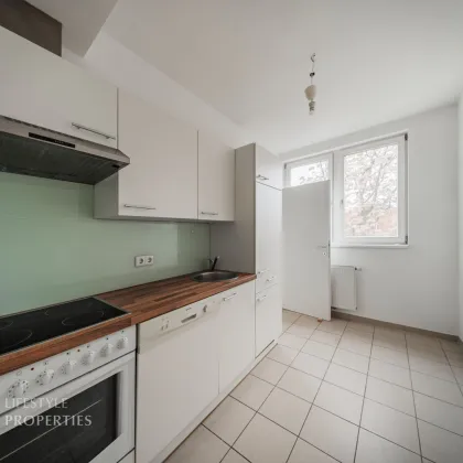 Helle Garconniere im DG, Nähe Landstraße Hauptstraße - Bild 3