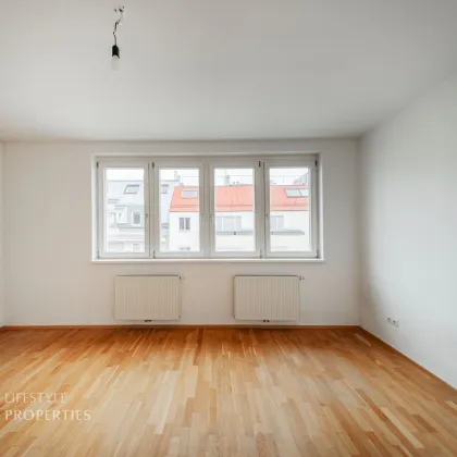 Helle Garconniere im DG, Nähe Landstraße Hauptstraße - Bild 2