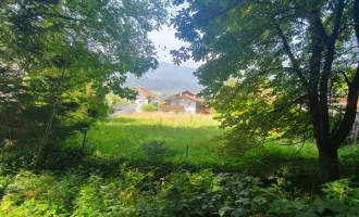 Baugrundstück am Waldrand von Weer