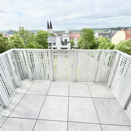 GRÜNBLICK - 3 ZI ERSTBEZUG MIT SÜDBALKON, Gemeinschaftsgarten + TIEFGARAGE IN 1140 WIEN - Bild 3