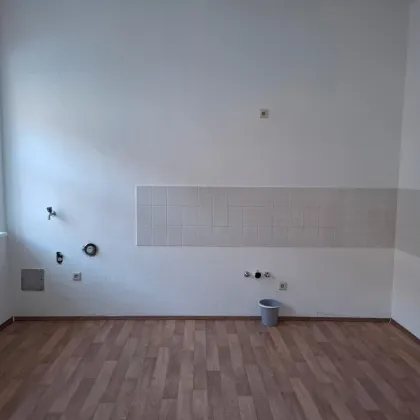 Teilrenovierte 2-Zimmer-Wohnung im Halbstock eines Mehrparteienhauses in Thörl nahe Kapfenberg zu mieten ! - Bild 2