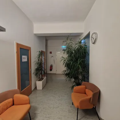 Nibelungengasse 54, 8010 Graz - Zentral. Hell. Vielseitig. – Attraktive Büro- oder Praxisfläche in Graz - Bild 2