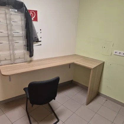 LAGER - WERKSTATT + GESCHÄFTSRÄUMLICHKEITEN MIT INVENTAR! - Bild 2