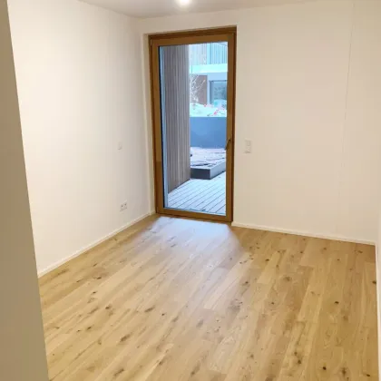 Moderne 3-Zimmerwohnung mit großer Loggia in sehr guter Lage! - Bild 2
