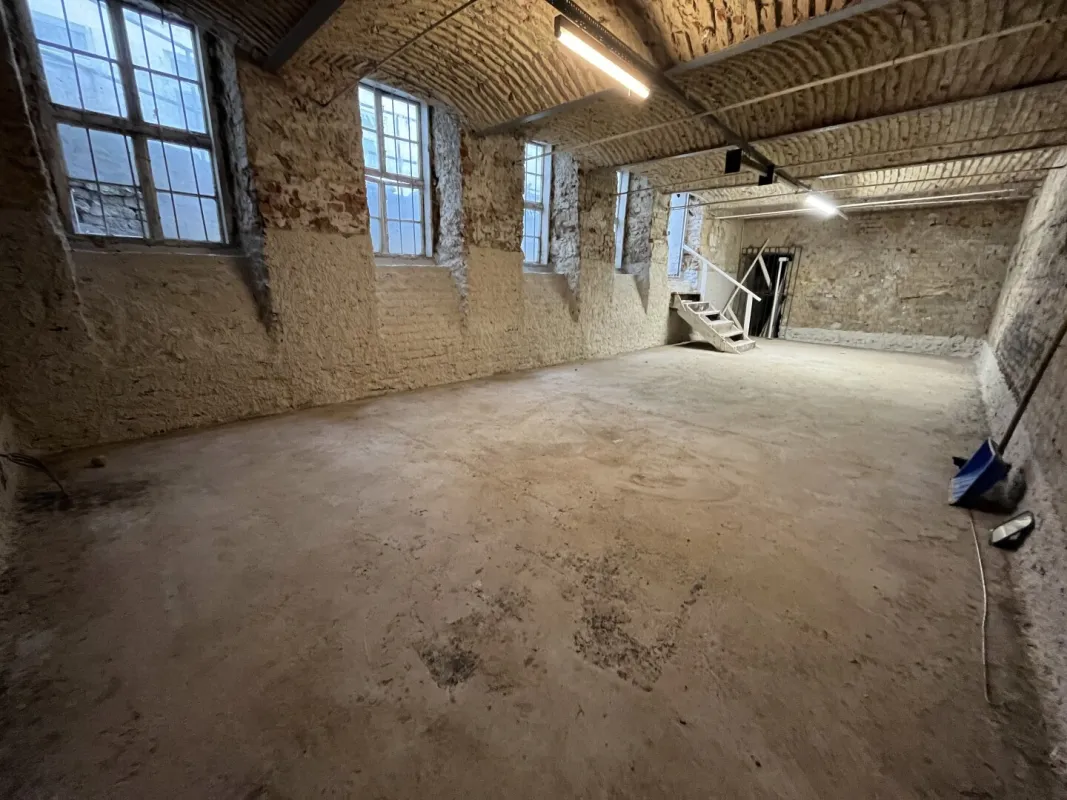 Attraktive LAGERFLÄCHE + nächst U6 THALIASTRASSE! - Bild 1