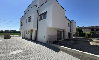 SCHLÜSSELFERTIGER TOPPREIS! 3 BADEZIMMER - 5 ZIMMER - 3 TOILETTEN. TOP AUSSTATTUNG!