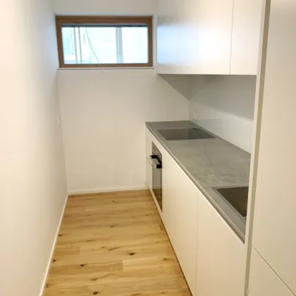 TOPLAGE und große LOGGIA: Hofseitige, moderne 2-Zimmerwohnung! - Bild 3