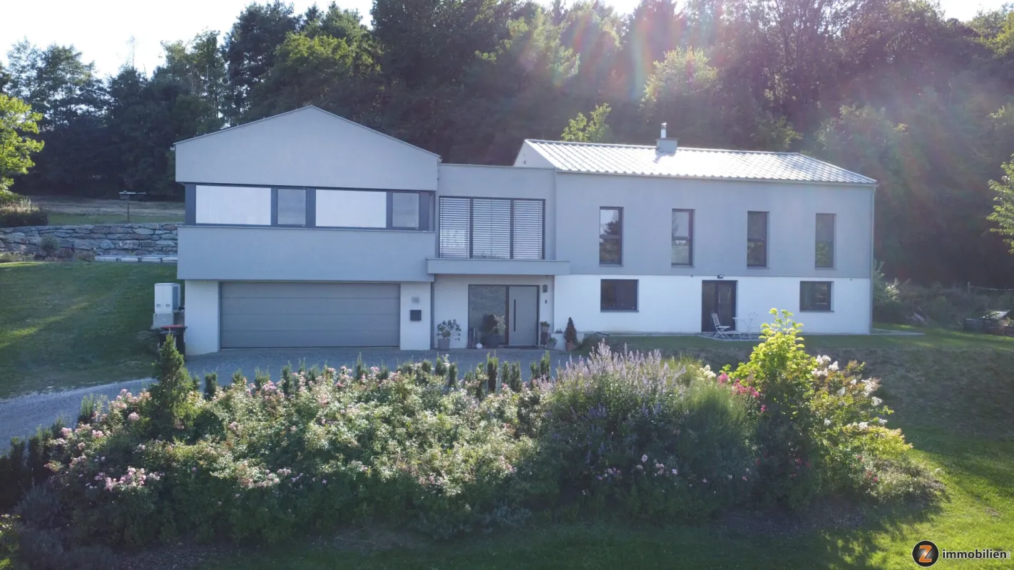 Exklusives Haus mit Schlossblick in traumhafter Einzellage! - Bild 1