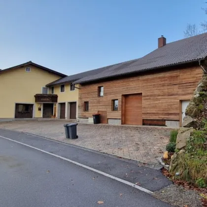 Zweifamilien-Haus mit 1,7 ha landwirtschaftlicher Nutzfläche und Quellwasser - Bild 2