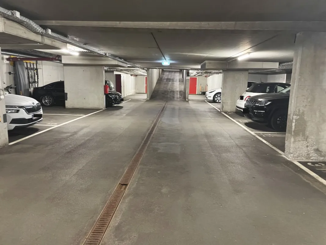 Provisionsfreier Tiefgaragenabstellplatz in 1230 Wien, Hochwassergasse 30+32 - Bild 1