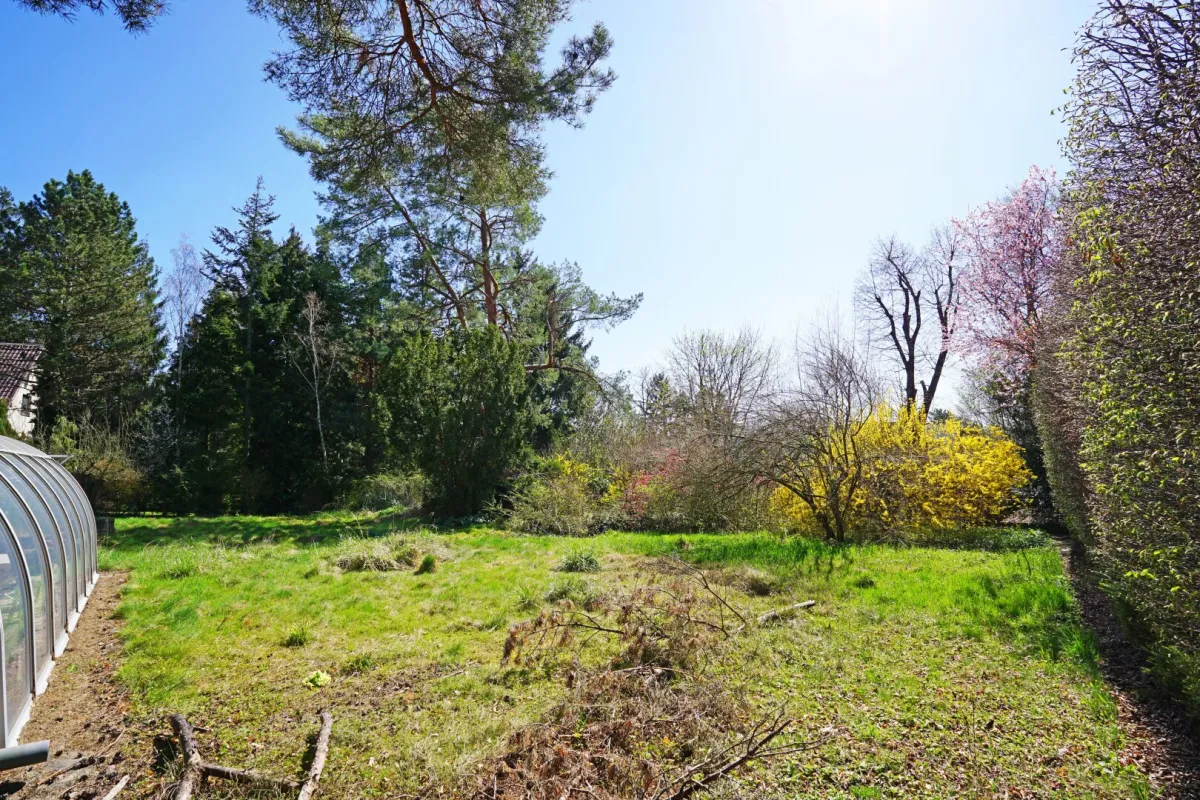 Villengrundstück in Waldrandruhelage zwischen Wolfersberg und Kolbeterberg - Bild 1