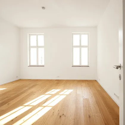 EXKLUSIVES WOHNEN IN DÖBLING - GROSSZÜGIGE GARTENANLAGE - POOL - ALTBAU NEU GEDACHT - Bild 3