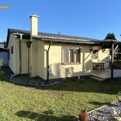 "Jetzt die Badesaison genießen"  Pachtgrund mit Bungalow mit großem Garten und Pool in der Feriensiedlung beim Badeteich Steinbrunn - Bild 2