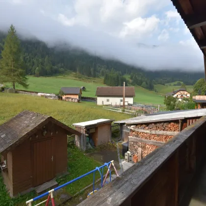 Landhaus in Muhr: Großzügige Fläche, 3 Balkone, Garage und mehr. - Bild 2