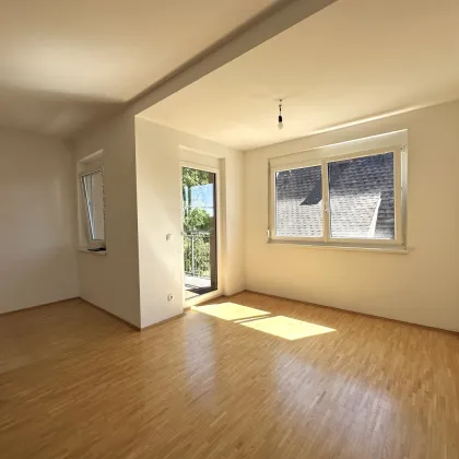 *Provisionsfreie Sonnige 2-Zi.-Wohnung mit Balkon / Carportstellplatz zusätzlich* - Bild 3