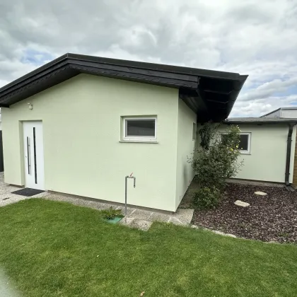 große UFERPARZELLE – renoviertes Seehaus mit traumhaftem breiten Uferbereich und Doppelgarage auf Pachtgrund zu verkaufen - Bild 3