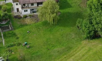 Grandiose Aussichten bietet dieses wunderbare, grosse Grundstück in sonniger Hanglage!
