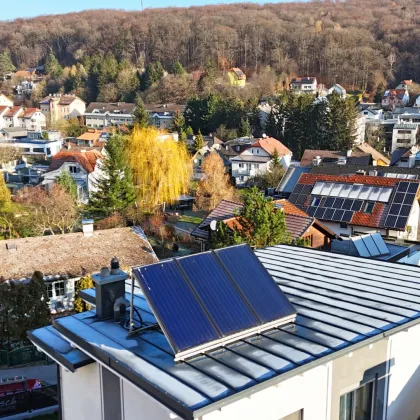 Ihr neues Zuhause in zentrumsnaher Siedlungslage: toller Ausblick, Doppelgarage und Solaranlage! - Bild 2