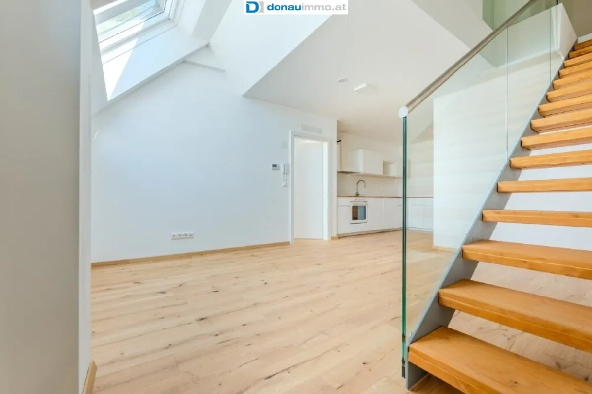 FÜR ANLEGER: 2-Zimmer-Dachgeschoßmaisonette in ruhiger Top Lage mit West-Balkon und Lift - zentrumsnah DG Top 7 - Bild 1