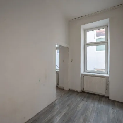 **Hannovermarkt** Sanierungsbedürftige 3-Zimmer Altbauwohnung - Airbnb - Bild 3