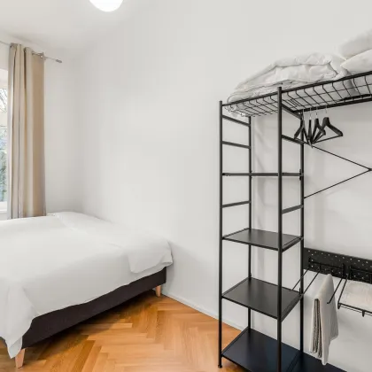 Sanierte STILALTBAU-WOHNUNG | PARKBLICK | KEIN DIREKTES GEGENÜBER | Ca. 2 Min. zur U4 SCHÖNBRUNN | Ca. 15 Min. in den 1. Bezirk - Bild 2