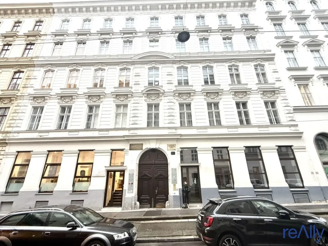 Helles Altbaubüro mit 4 Zimmer in Top-Lage bei Wiener Staatsoper  (Ordination möglich) - Bild 1