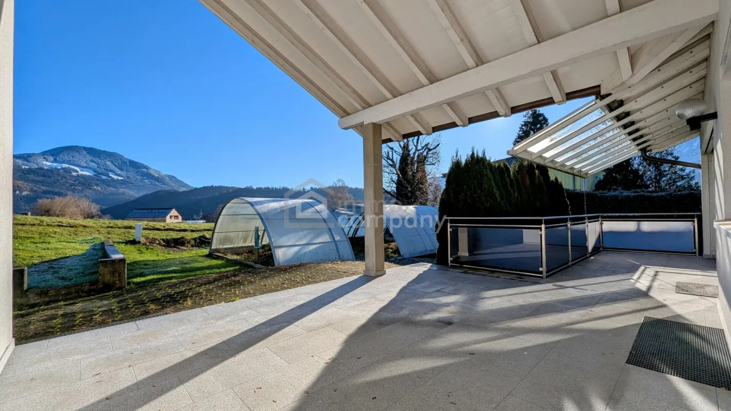 Traumhaftes Einfamilienhaus in Göfis mit Blick in die Berge - Perfekt für Familien - Bild 1