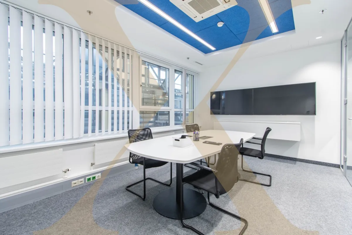 Erstklassige Bürofläche mit ca. 350m² in der Plus City in Pasching zu vermieten! Teilbar! Parkplätze kostenfrei! - Bild 1