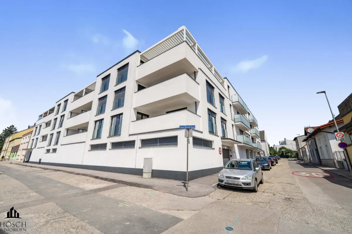 Tiefgaragenplatz in Stockerau – Komfort und Sicherheit für Ihr Auto - Bild 1