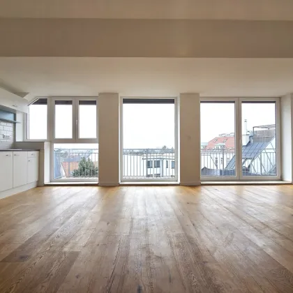 SONNIGER DG-ERSTBEZUG NACH AUSBAU! 4,5 Zimmer Maisonette Wohnung mit 46 m² Terrasse und 17 m² Balkon! - Bild 3