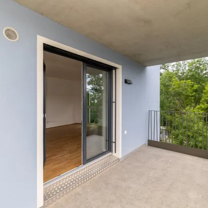 ERSTBEZUG "ein viertel grün" -  traumhafte 3 Zimmerwohnung im 3. Obergeschoss mit Tiefgaragenstellplatz - provisionsfrei - Bild 2