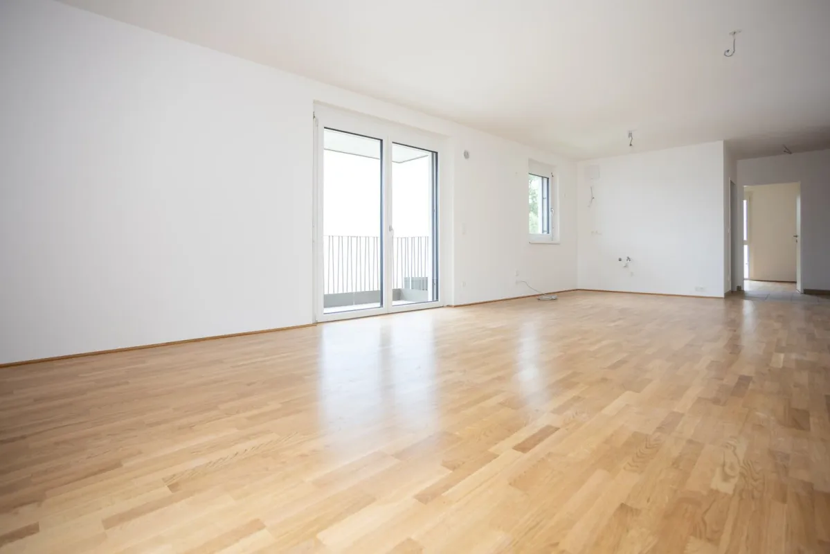 ERSTBEZUG "ein viertel grün" - herrliche 3 Zimmerwohnung mit Balkon in Wr. Neustadt mit Tiefgaragenabstellplatz - provisionsfrei - Bild 1