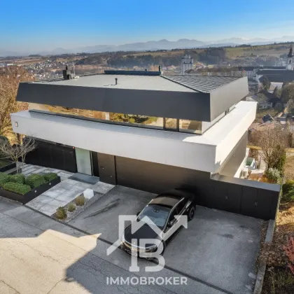 Moderne Architekten-Villa mit Panoramablick und Premium-Ausstattung - Bild 2