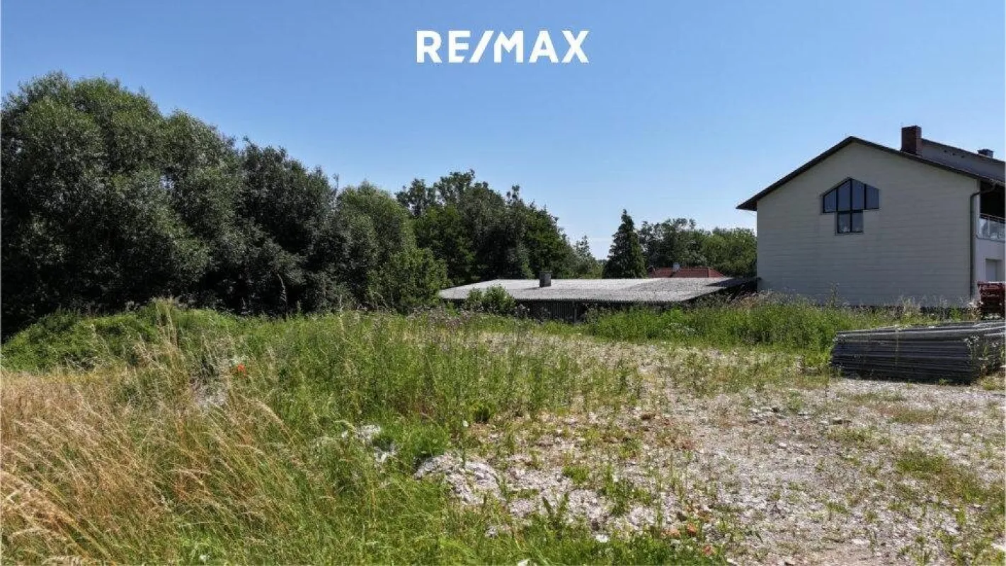 Traumhaftes Grundstück in Wels  – Ihre Bauvision wartet! - Bild 1