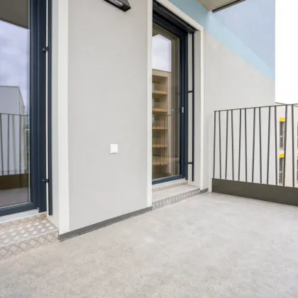 ERSTBEZUG "ein viertel grün" - traumhafte 2 Zimmerwohnung mit Balkon und Tiefgaragenstellplatz in Wr. Neustadt - provisionsfrei - Bild 2