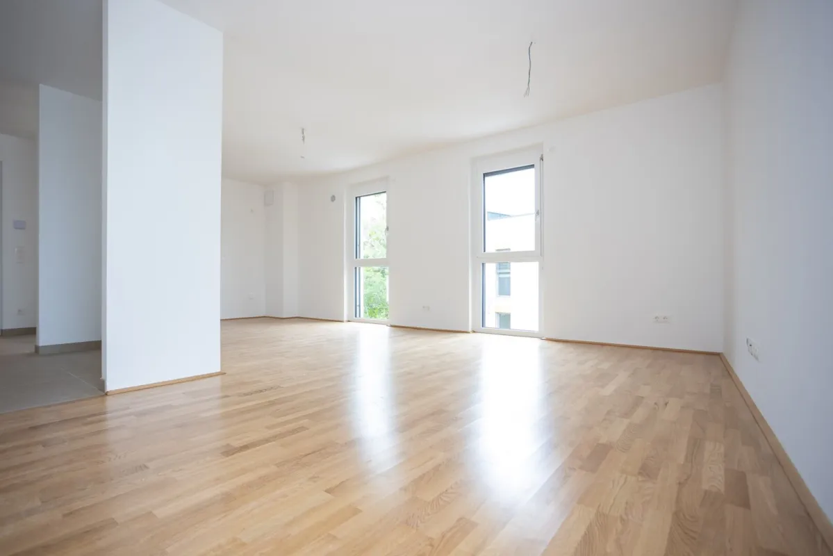 ERSTBEZUG "ein viertel grün" - traumhafte 2 Zimmerwohnung mit Balkon und Tiefgaragenstellplatz in Wr. Neustadt - provisionsfrei - Bild 1
