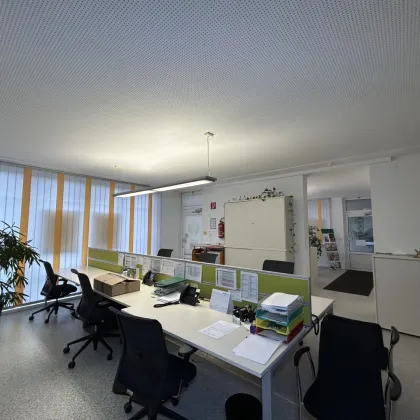 + 138m² Geschäftsraum in guter Lage,in Oberpullendorf zu kaufen! + - Bild 2