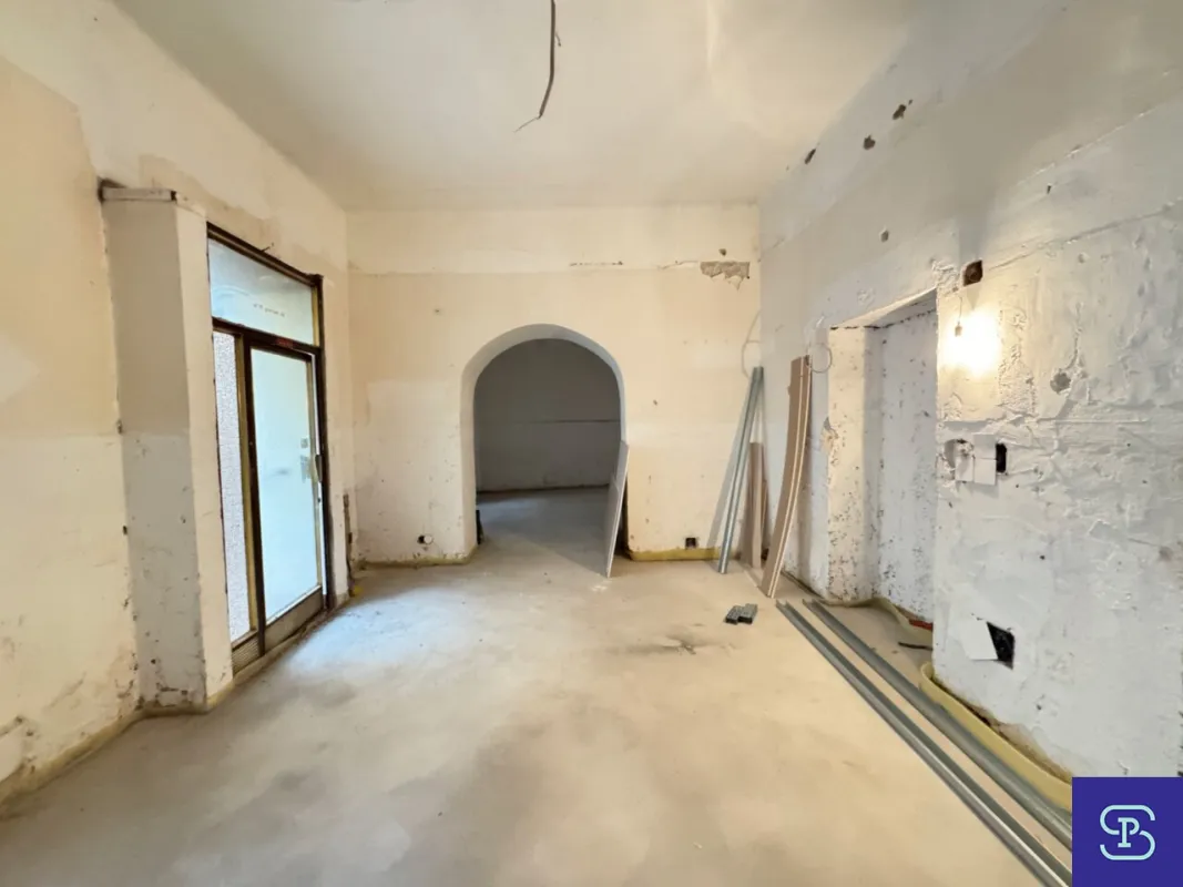 Rohbau: 77m² Büro- oder Geschäftslokal Nähe Taborstraße - 1020 Wien - Bild 1