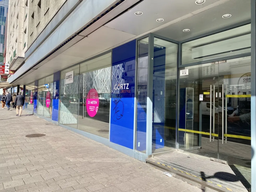 WIEN MITTE: VIELSEITIGE GESCHÄFTS-/BÜROFLÄCHE in TOP-LAGE MIT GROSSEN SCHAUFENSTERN - Bild 1