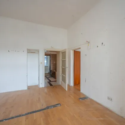 **Hannovermarkt** Sanierungsbedürftige 3-Zimmer Altbauwohnung - Airbnb - Bild 2
