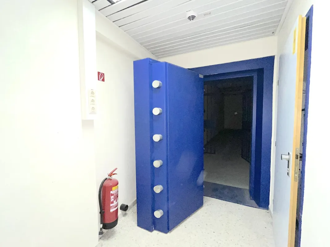 Brunngasse | Ihr persönlicher Tresorraum in einer ehemaligen Bank - Bild 1