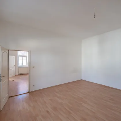 ++KLNB121++ sanierungsbedürftige 2-Zimmer-Wohnung in sehr guter Lage! -Airbnb - Bild 3