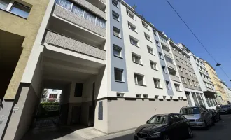 KAUFPREIS REDUZIERT! 3-ZIMMER-WOHNUNG MIT LOGGIA. U4-NÄHE, GENERALSANIERTES HAUS. VERMIETET BIS 2026!