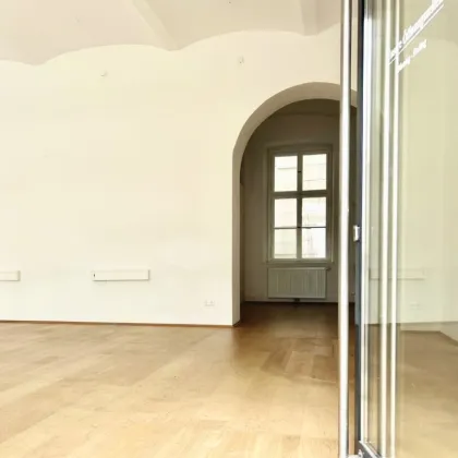 Ein Juwel mitten in der Fußgängerzone freut sich auf eine(n) attraktive(n) Mieter(in)! - Bild 2