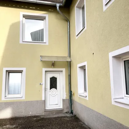 Zweifamilienhaus mit Potenzial – Ihr neues Projekt wartet! - Bild 2