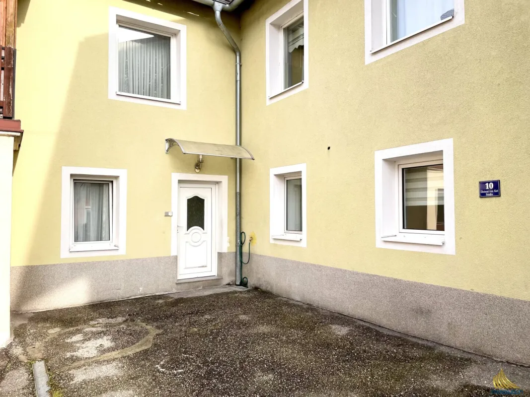 Zweifamilienhaus mit Potenzial – Ihr neues Projekt wartet! - Bild 1