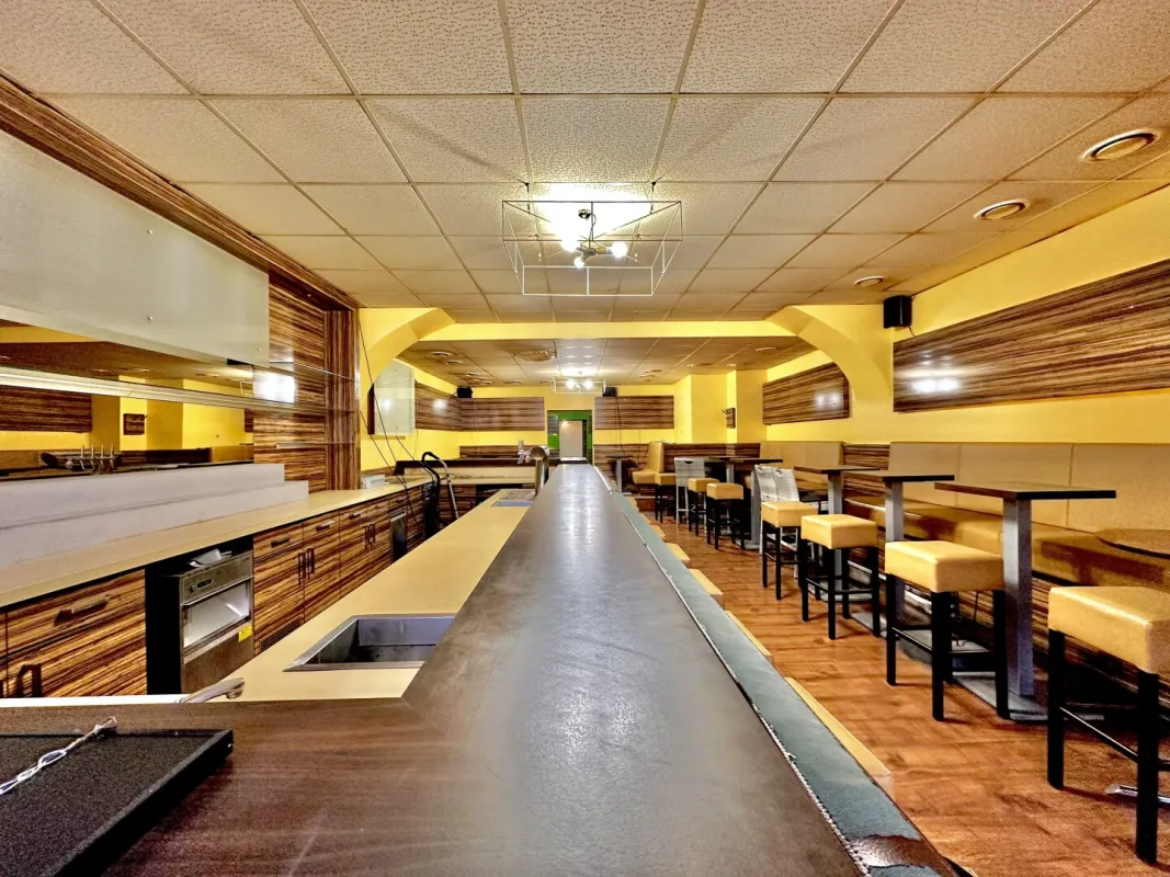 Vollausgestattete chice Bar nächst Innenstadt | Ablösefrei | Schanigarten - Bild 1