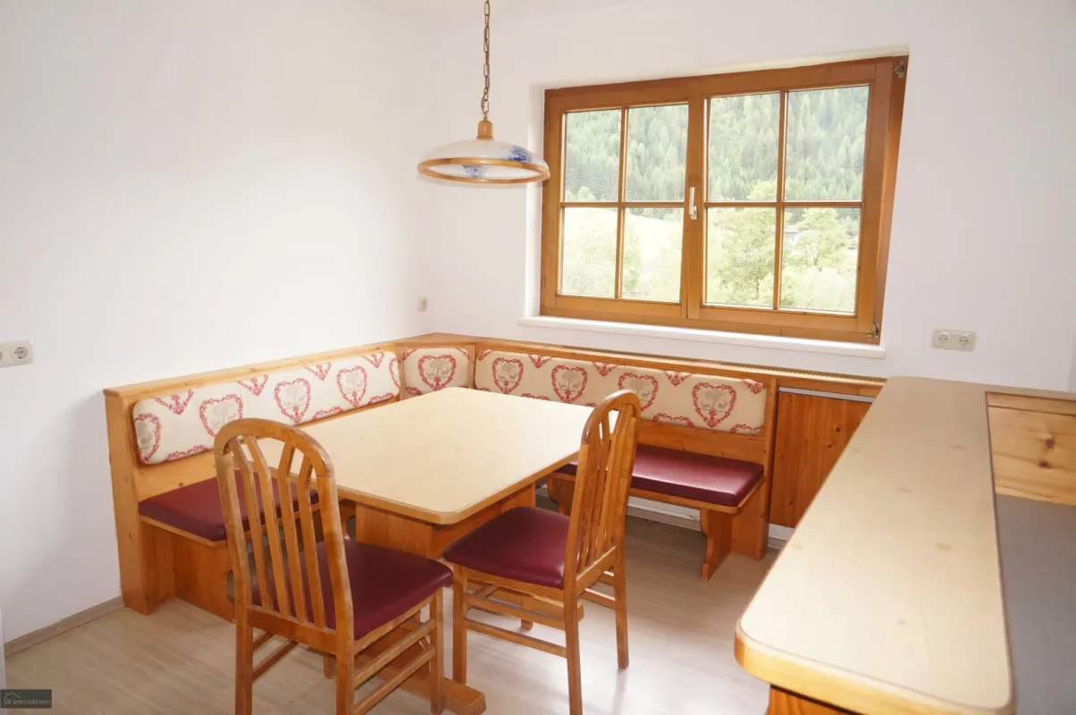 4 Zimmerwohnung in zentraler Lage - Bild 1