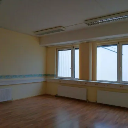 Moderne Bürofläche im Company-Building - Bild 3